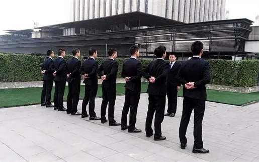 上海解码催收流程透明化：债务清算的阳光路径
